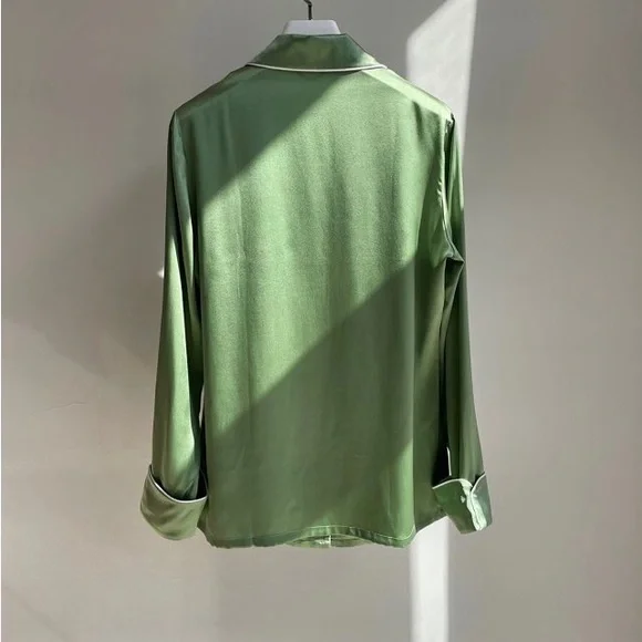 Olivia von Halle 100% silk pajamas set - Picture 6 of 15